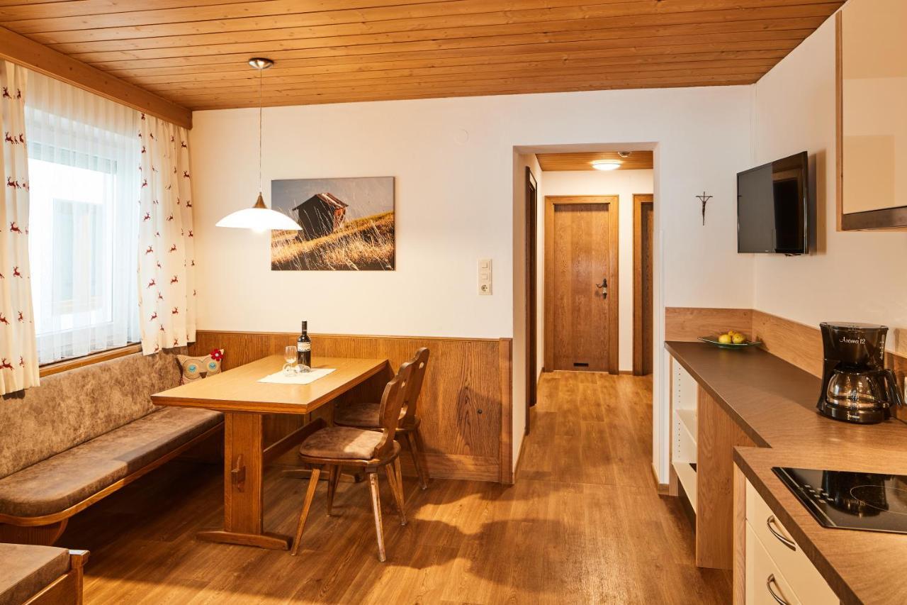 Appartements Sailer Prutz Bagian luar foto
