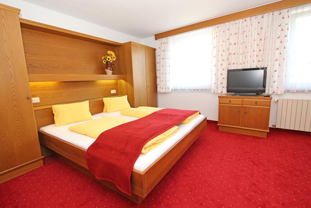 Appartements Sailer Prutz Bagian luar foto